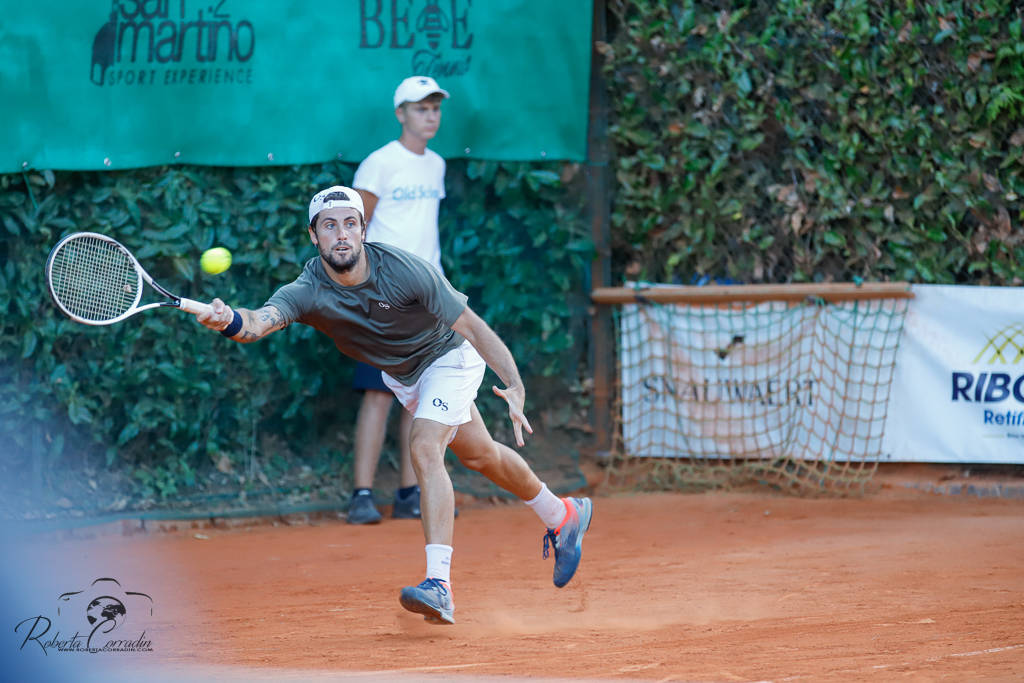Il francese Martineau vince la 1a Lesa Cup di tennis