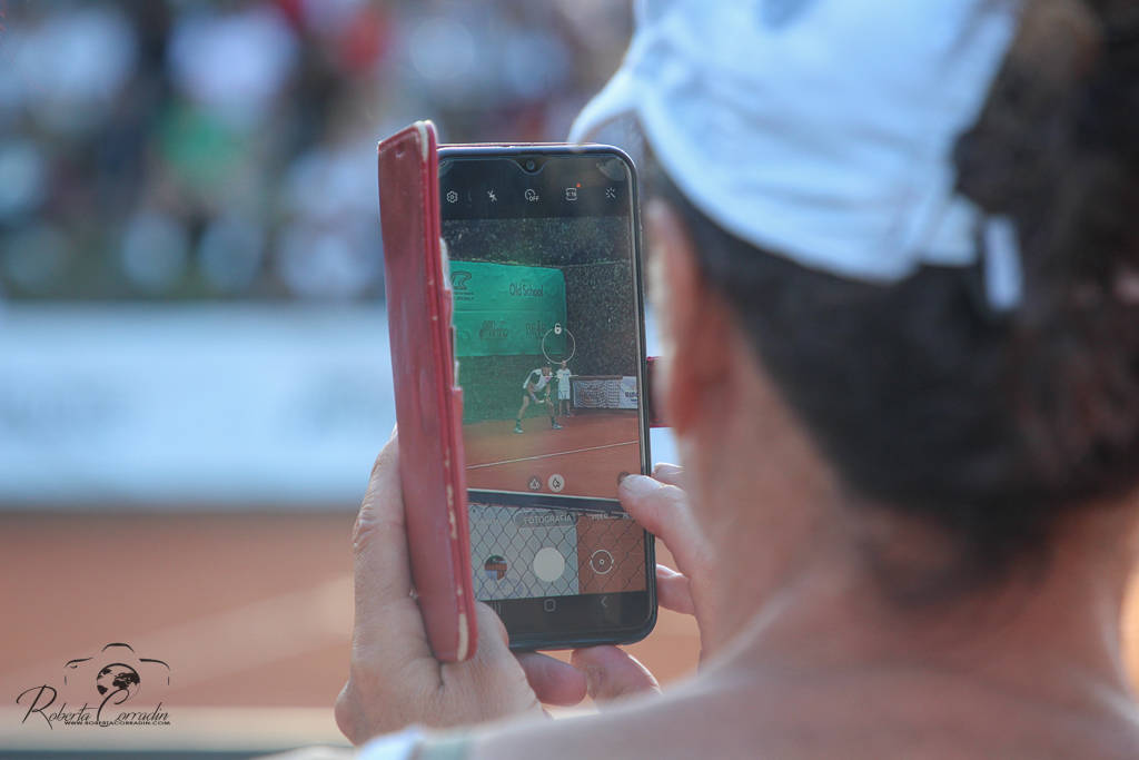 Il francese Martineau vince la 1a Lesa Cup di tennis