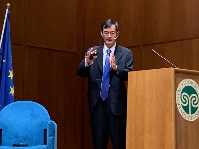 La premiazione del matematico Terence Tao