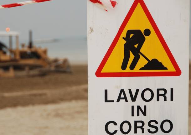 lavori in corso generica