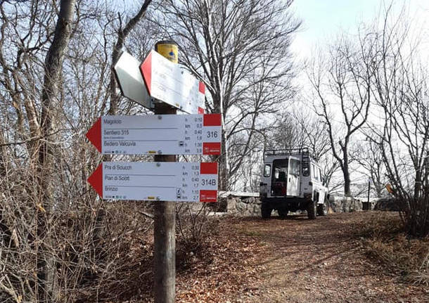 Nuovi cartelli lungo i sentieri del Parco del campo dei fiori