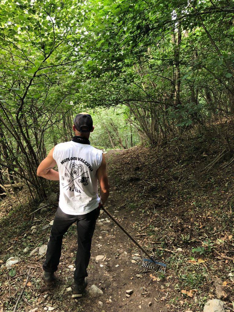 I \"Mufloni della Valcuvia\" da bikers a volontari salva sentieri