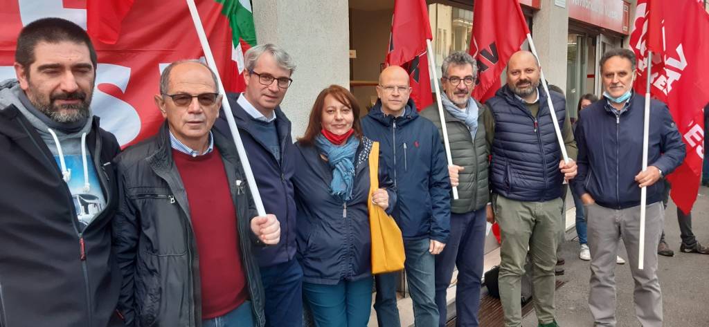Presidi nelle sedi Cgil di Varese Busto Gallarate e Saronno