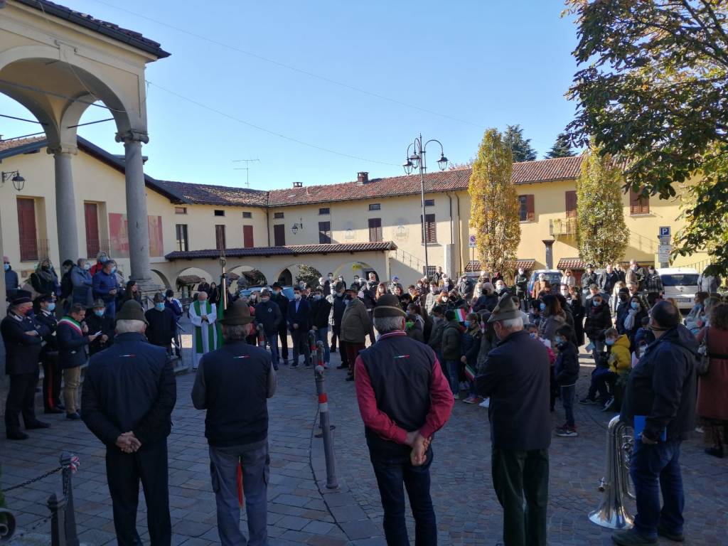 Gemonio, i bambini protagonisti del IV Novembre