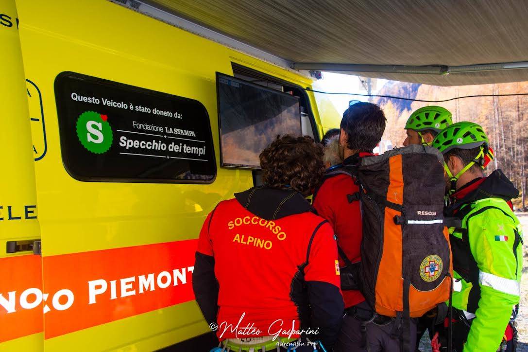 Esercitazioni per i droni del Soccorso Alpino della Guardia di Finanza