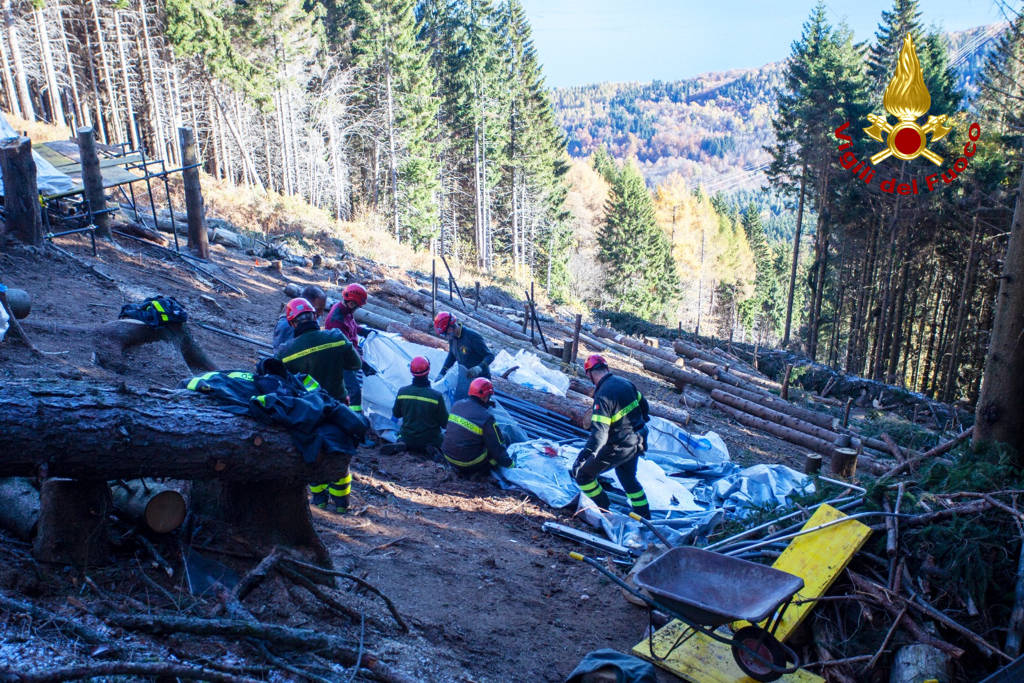 Rimozione della funivia al Mottarone