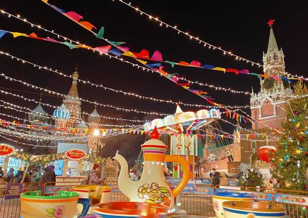 “Auguri dalla Russia”