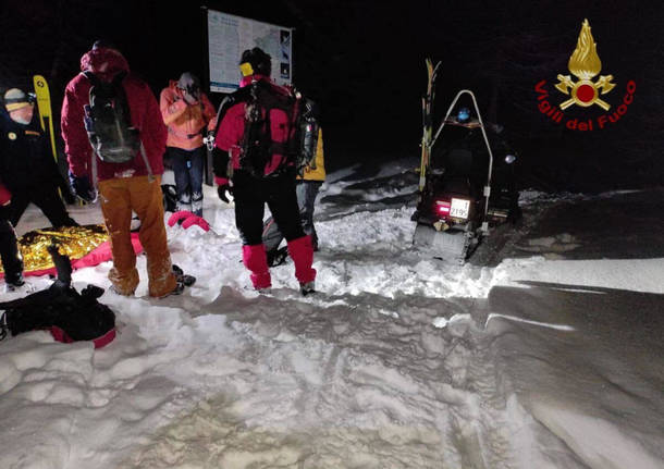 Il salvataggio di tre escursionisti sotto la neve a Baceno