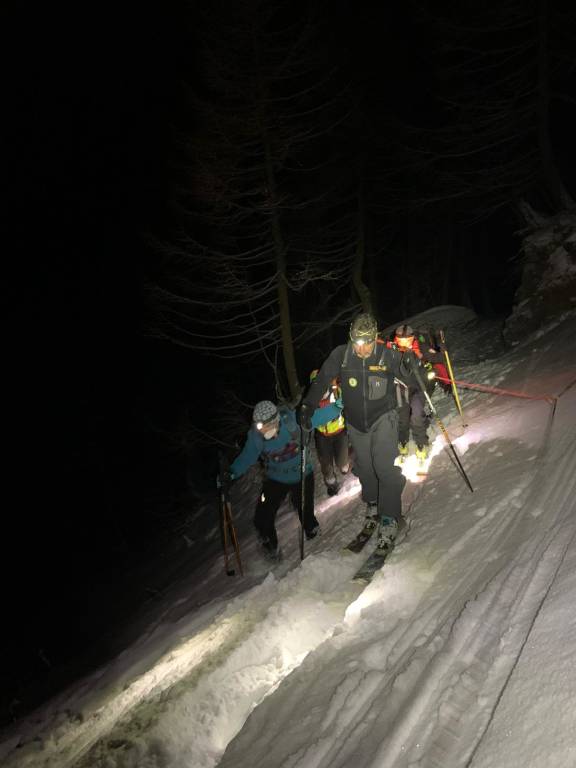 Il salvataggio di tre escursionisti sotto la neve a Baceno