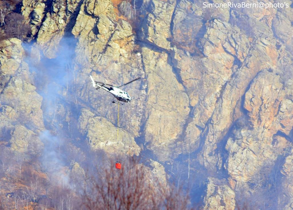 L\'incendio di Indemini visto dalla Forcora