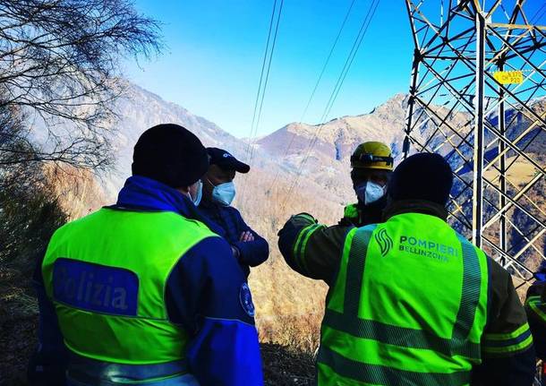 Bonifica e monitoraggio dell\'incendio di Indemini