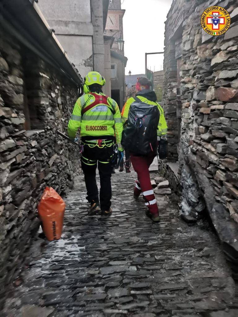 L\'intervento di soccorso dell\'escursionista di Monteviasco
