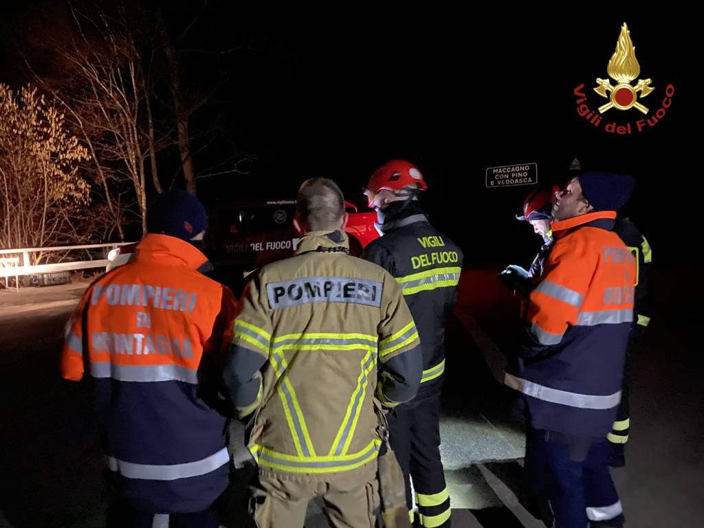 incendio vigili del fuoco gambarogno drone
