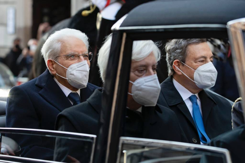 Sergio Mattarella all'Altare della Patria