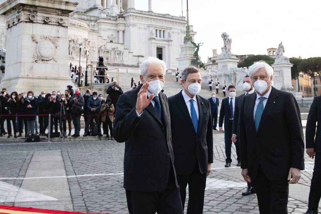 Sergio Mattarella all'Altare della Patria