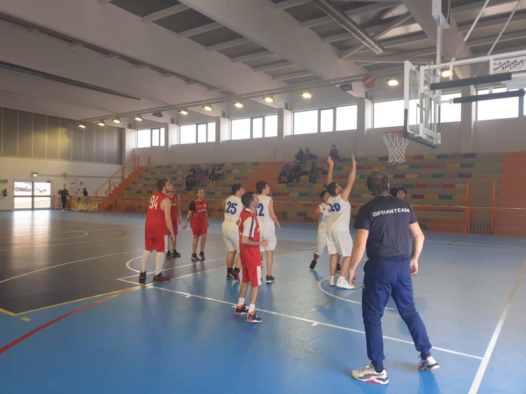 Basket inclusivo a Olgiate Comasco