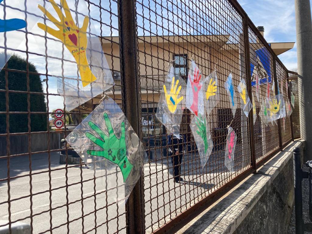 I simboli della pace ad Angera