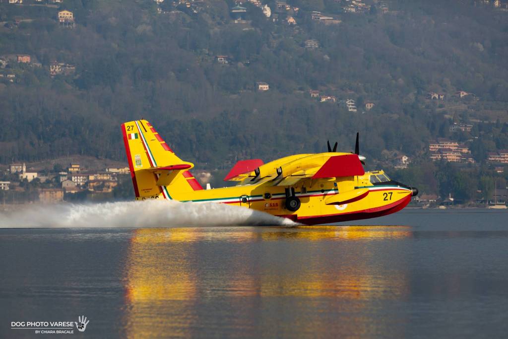 Canadair lago Maggiore 