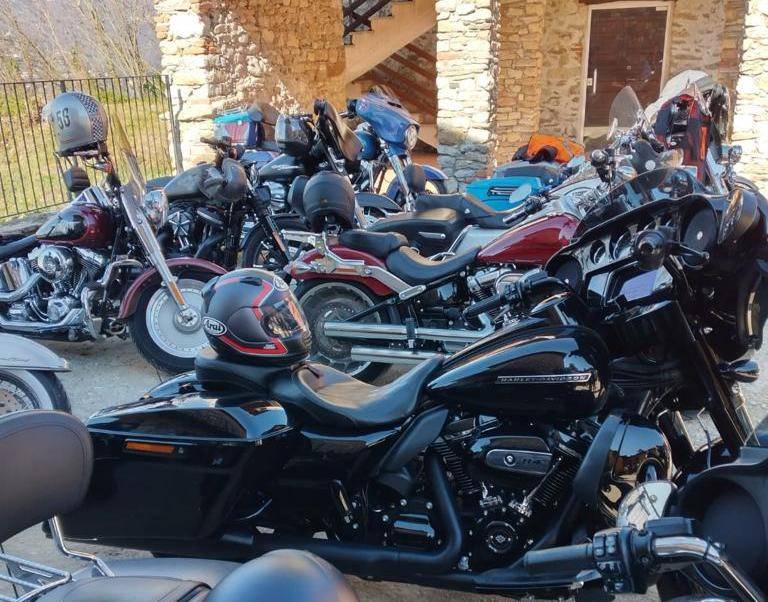 I biker del Monferrato Chappter in visita all'Ermo di Santa caterina