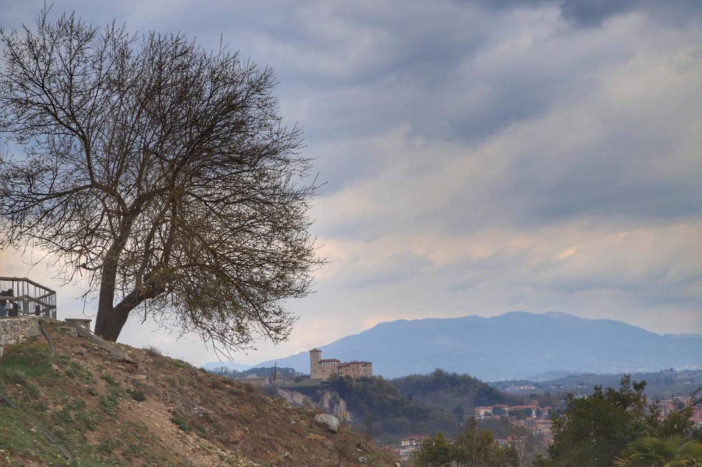 rocca di Arona rocca di Angera