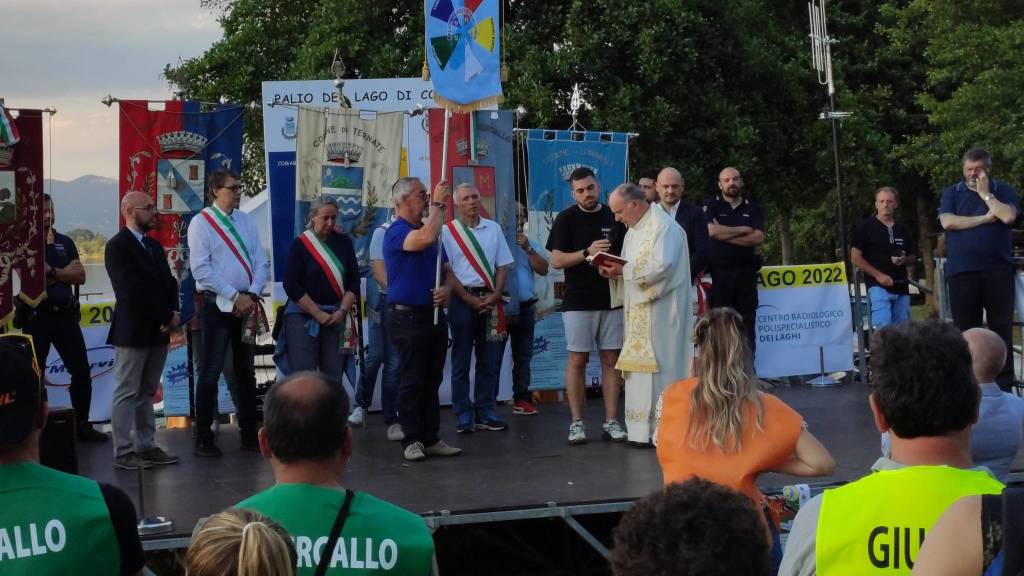 L'inaugurazione del Palio del Lago di Comabbio