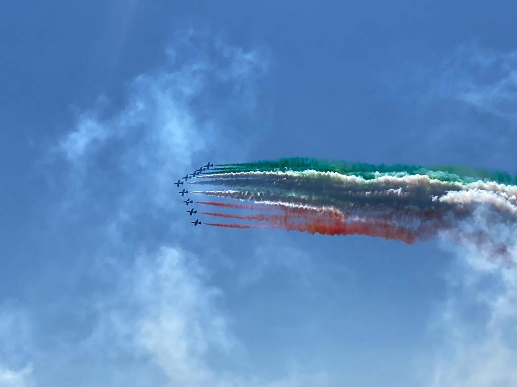 Le Frecce Tricolori fanno sognare il Lago Maggiore