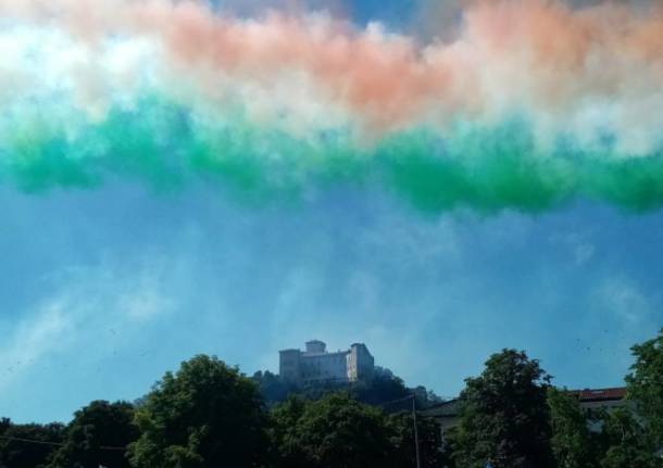 Le Frecce Tricolori fanno sognare il Lago Maggiore