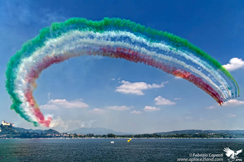 Le Frecce Tricolori sul Lago Maggiore nelle foto di Fabrizio Capenti