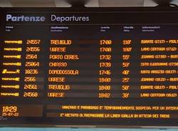 ritardi treni trenord tabellone