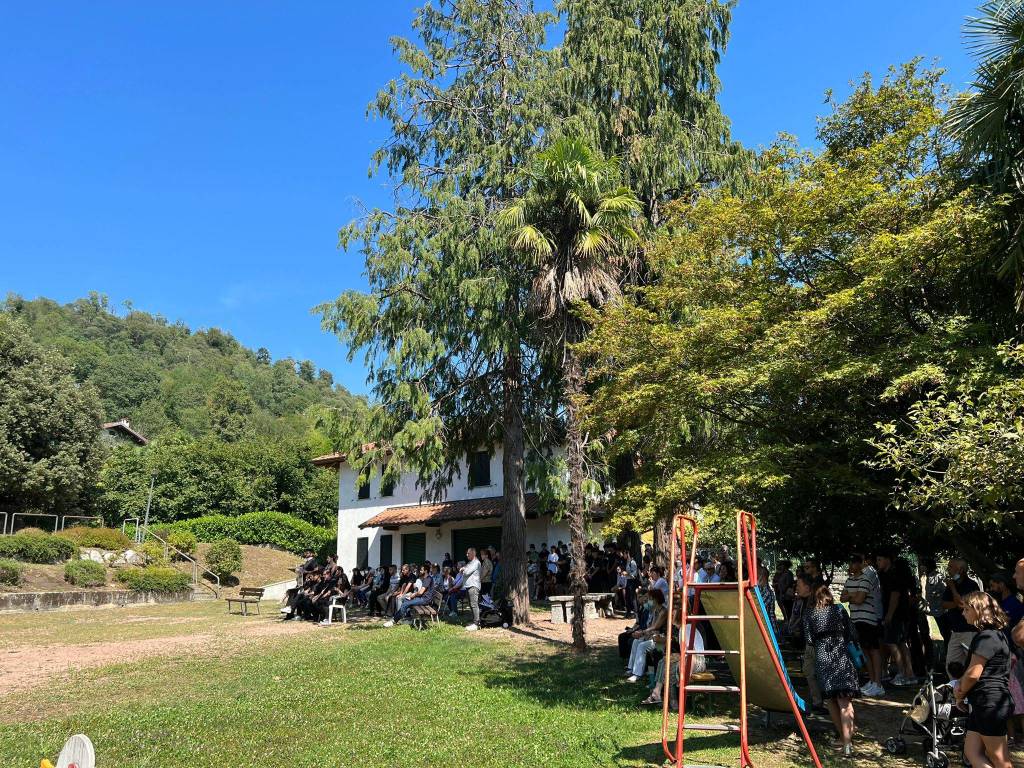 Sangiano saluta Ahmad, il 15enne annegato nel Lago Maggiore