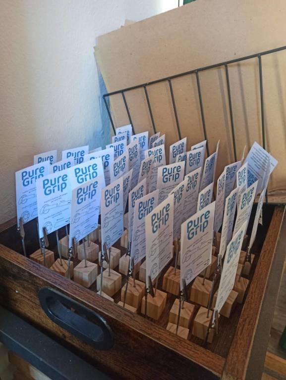 "Pure Grip", la maniglia pulita per i bagni di bar e attività commerciali