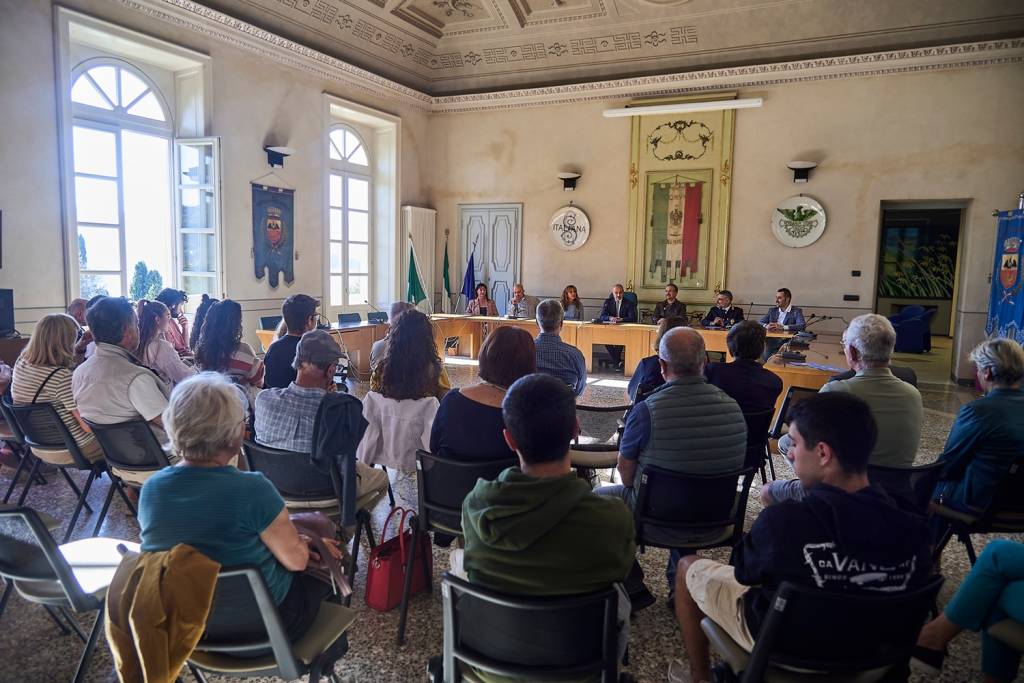 A Laveno Mombello l'inaugurazione della mostra Comic Sponde