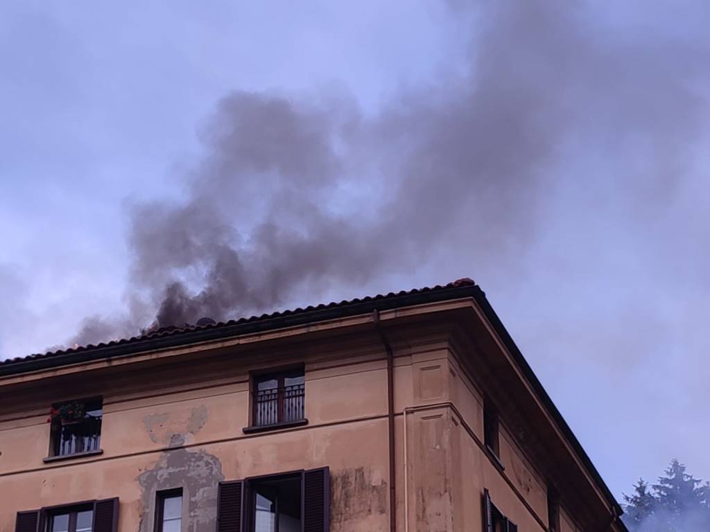 bonifica incendio luino 8 settembre 2022