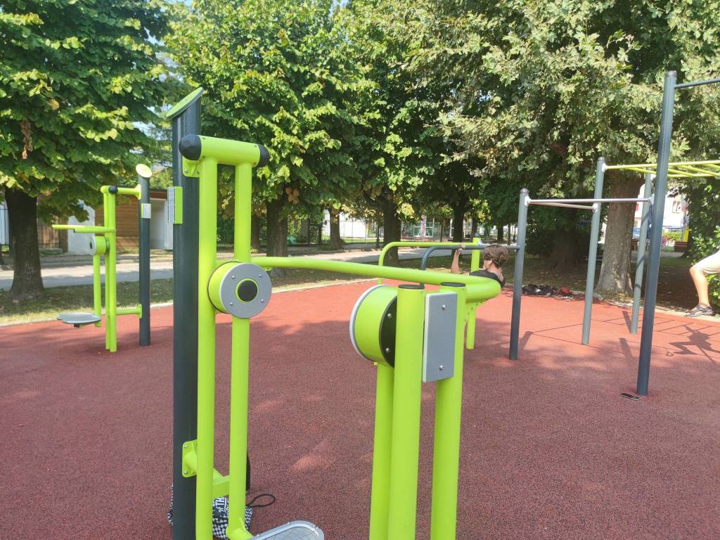 Palestra a cielo aperto ad Angera