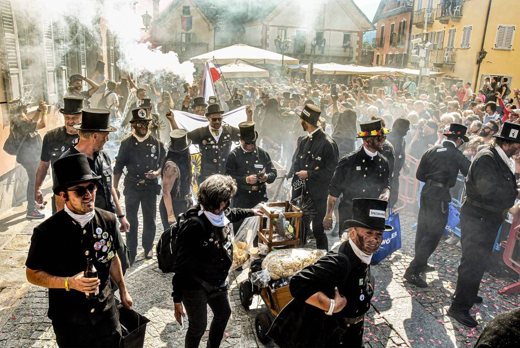 Raduno degli spazzacamini in val vigezzo