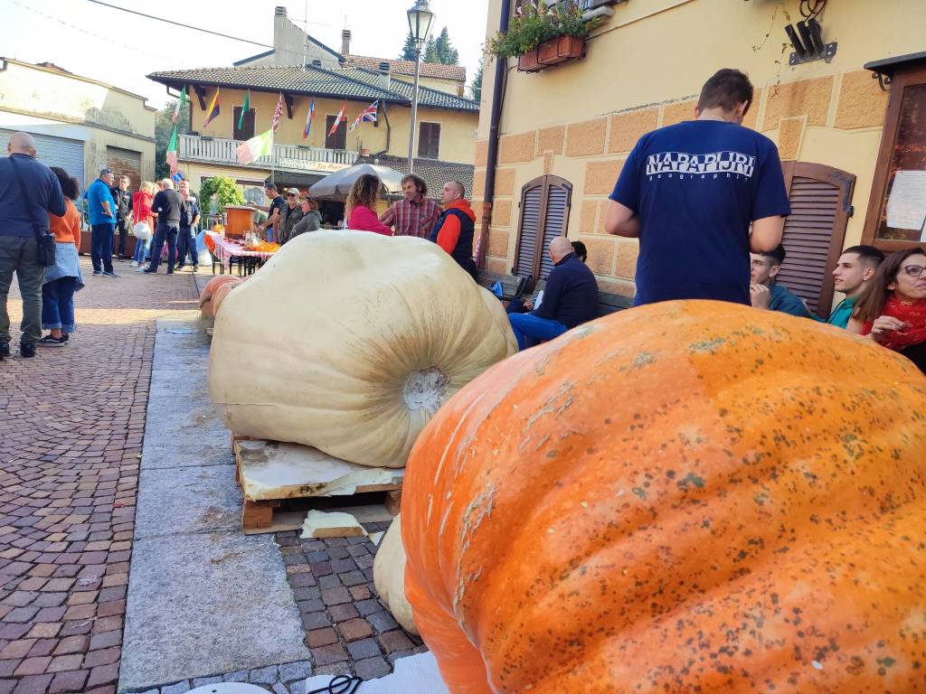 In centinaia alla 39esima edizione della Festa della Zucca