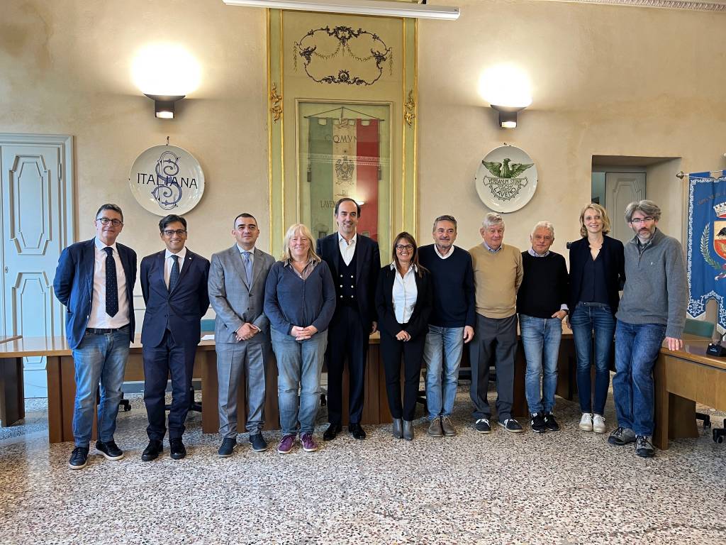 Presentazione progetto Cosmo a Laveno Mombello 