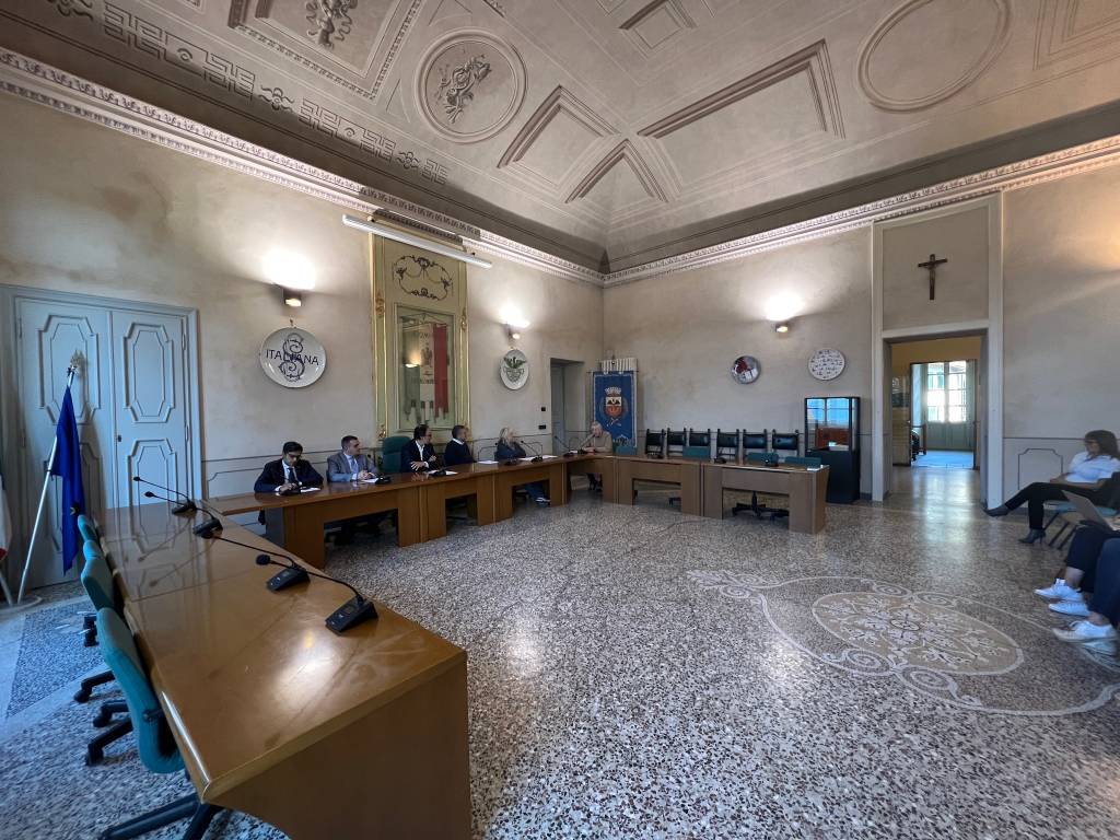 Presentazione progetto Cosmo a Laveno Mombello 