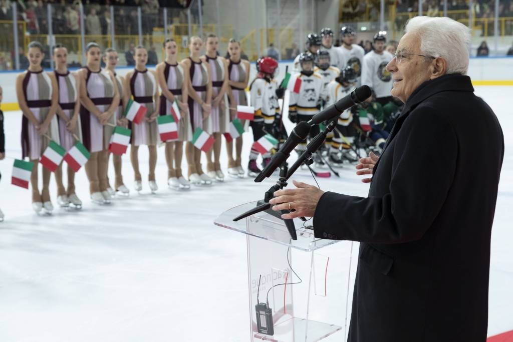 Il Presidente Sergio Mattarella al palaghiaccio di Varese