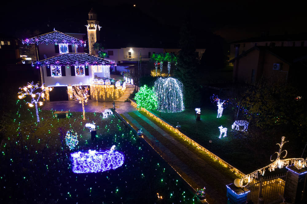 A Leggiuno l'incanto delle Lucine di Natale 