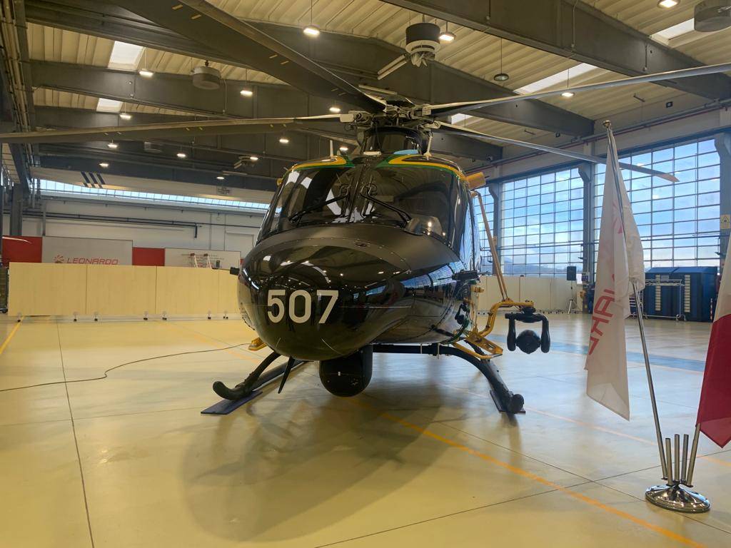 Alla sede Leonardo di Vergiate la consegna del primo Aw 169 Foc alla Guardia di Finanza