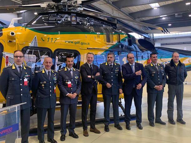 Alla sede Leonardo di Vergiate la consegna del primo Aw 169 Foc alla Guardia di Finanza