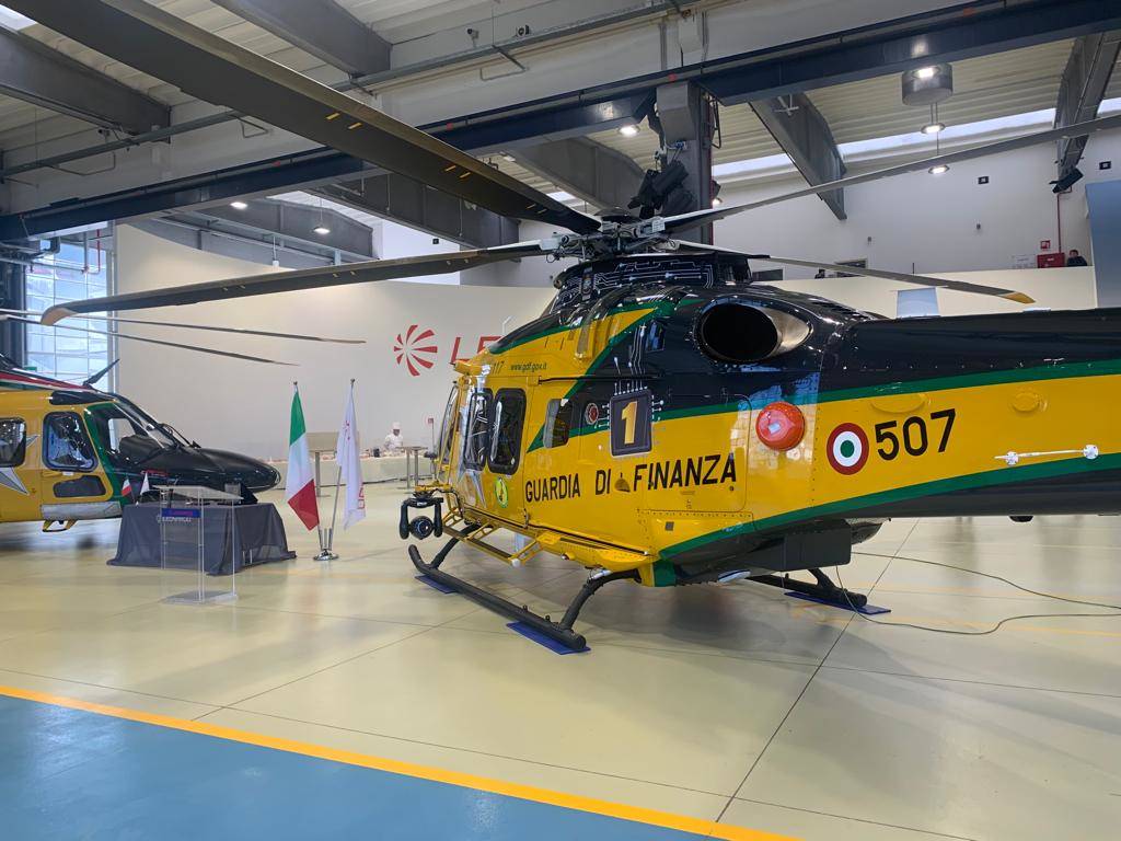 Alla sede Leonardo di Vergiate la consegna del primo Aw 169 Foc alla Guardia di Finanza