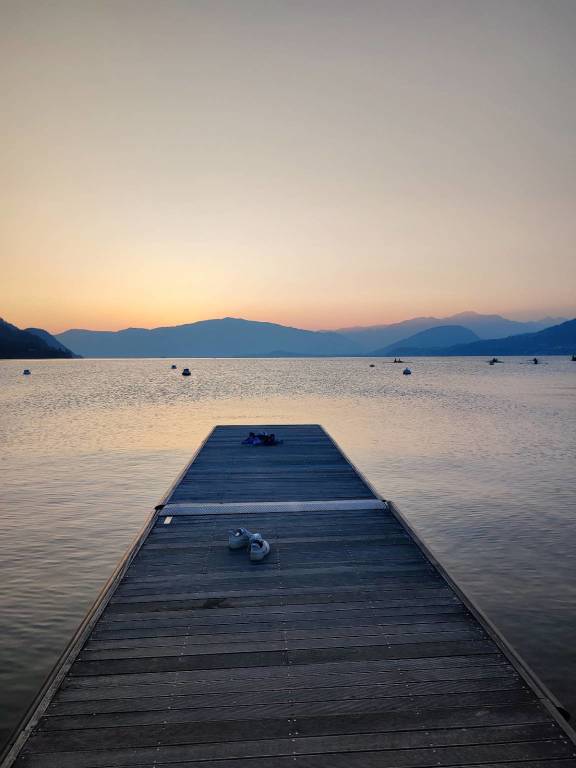 Il tramonto dorato a Caldè