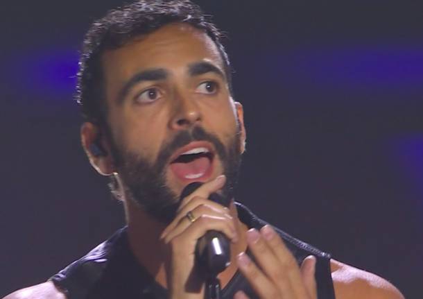 A Sanremo 2023 standing ovation per Marco Mengoni