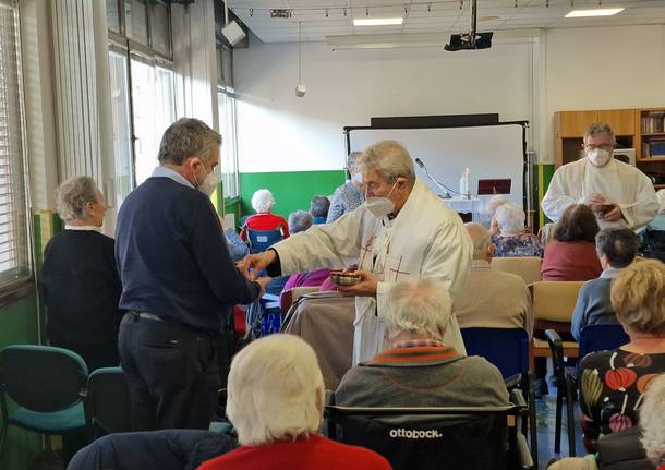 Alla Rsa di Luino due momenti di preghiera e incontro per la Giornata del malato