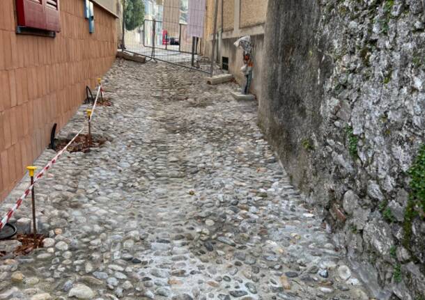 Laveno Mombello, i cantieri da Viale De Angelis al borgo storico