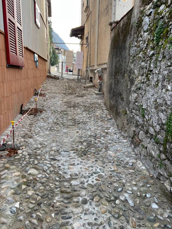 Laveno Mombello, i cantieri da Viale De Angelis al borgo storico