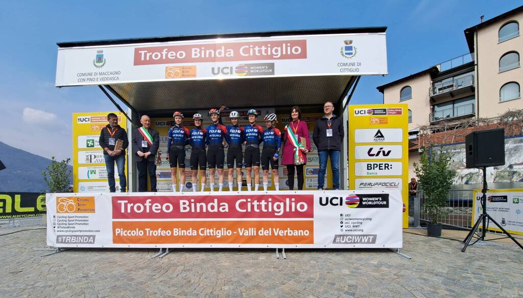 24esima edizione Trofeo Binda: la partenza da Maccagno