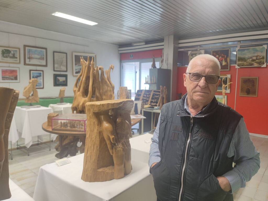 Alla "Soara" di Angera in mostra la via crucis in legno e le tele del Basso Verbano